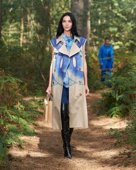 burberry women summer show